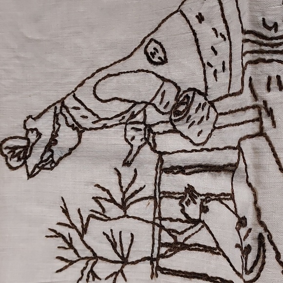 Handmade Embroidered Table Scarfs Women Pictured Black Embrodery - Picture 2 of 10